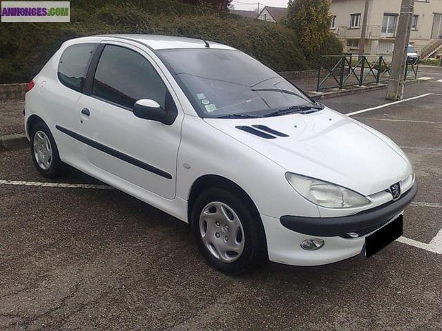 Peugeot 206 2.0 hdi xt premium 3p