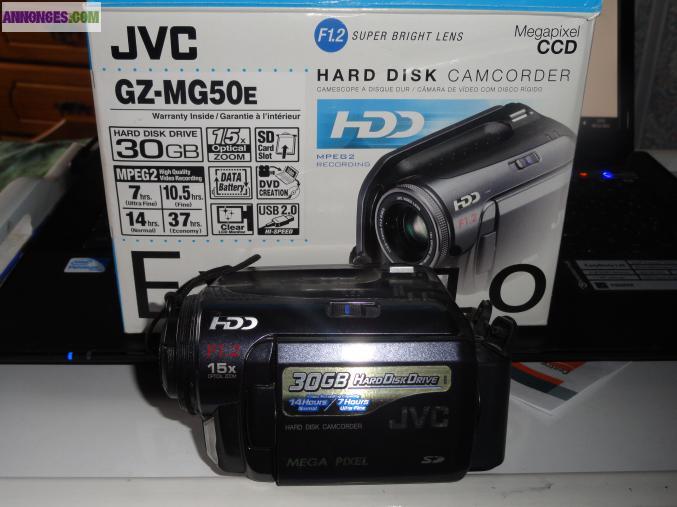 Camescope JVC avec trépied star20