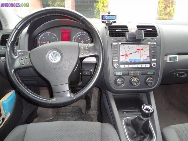 Volkswagen Golf v 2.0 tdi 136 confort 5p