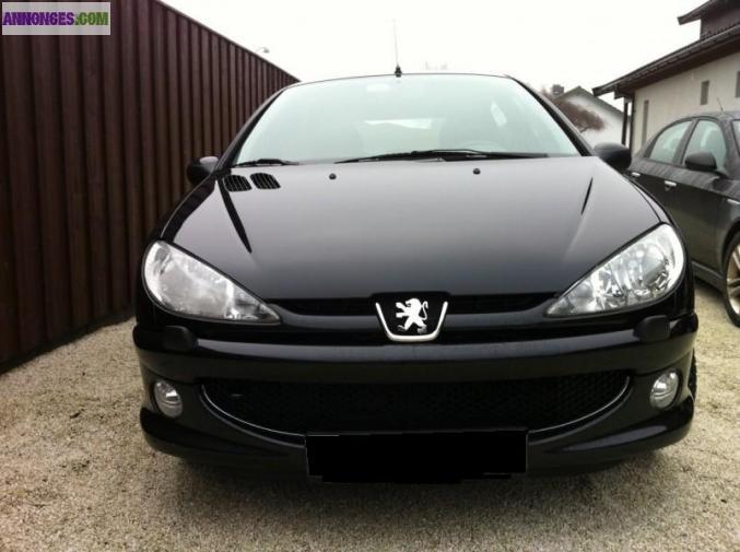 Peugeot 206 noir 5 portes