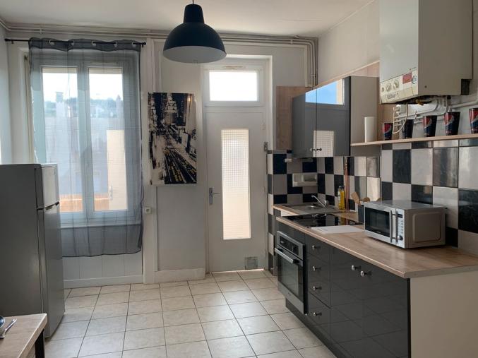 A louer appartement meublé 2 pièces