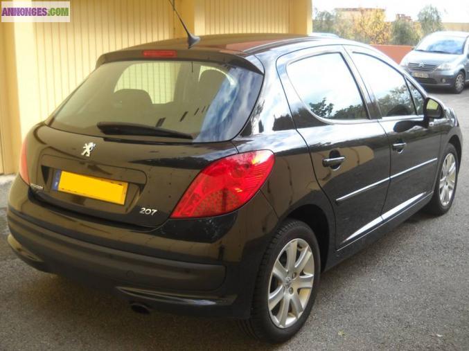 PEUGEOT 207 Premium Pack 1.6 HDI 90cv Noire