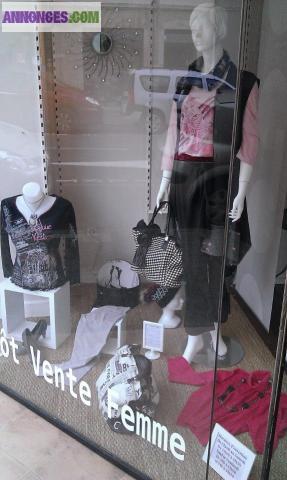 Vêtements, chaussures, maroquinerie, accessoirs