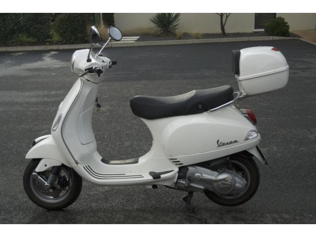 Superbe Piaggio Vespa 125 lx 4t Unique couleur