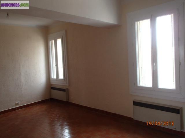 Appartement f3 rénové 75m² lunel