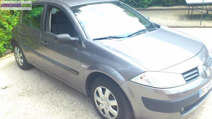 Vends MEGANE  2    1,6 L