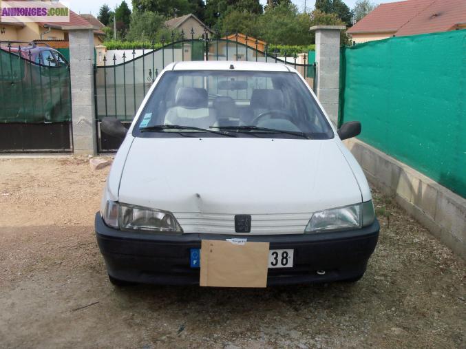 Peugeot106xr