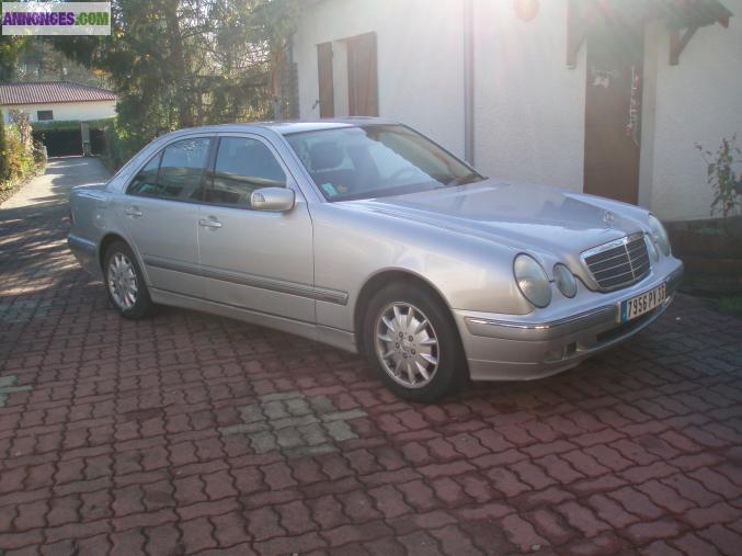 Mercedes E 220