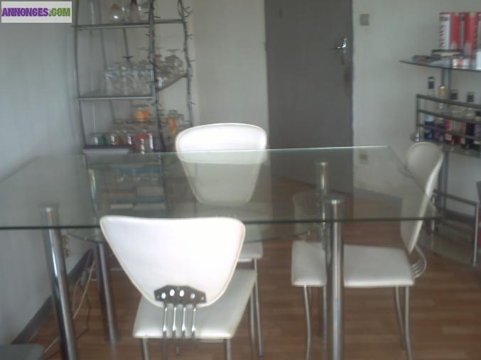 Table de sejour en verre+4 chaises