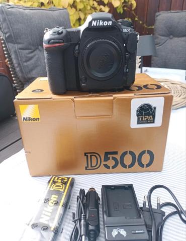 Nikon D500