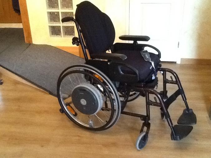 Fauteuil electrique pliant