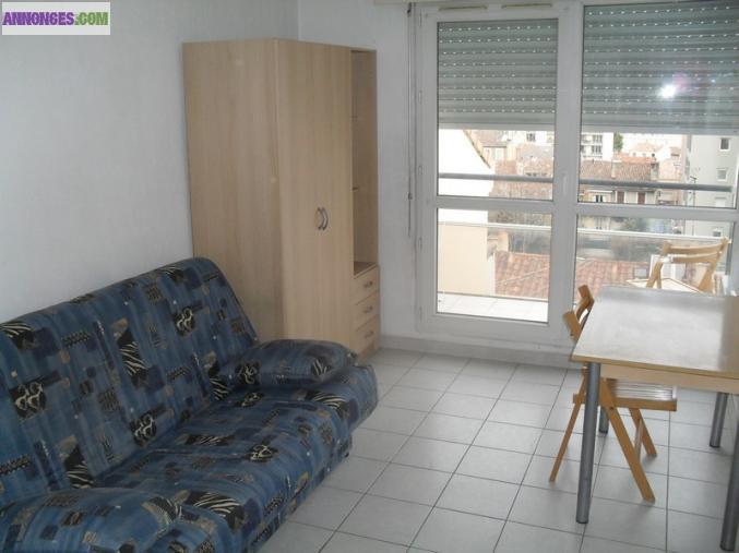 T1 NEUF MEUBLE AVEC BALCON DANS RESIDENCE STANDING 13005 MARSEILLE