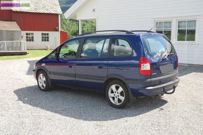 Opel Zafira 2.2 Comfort