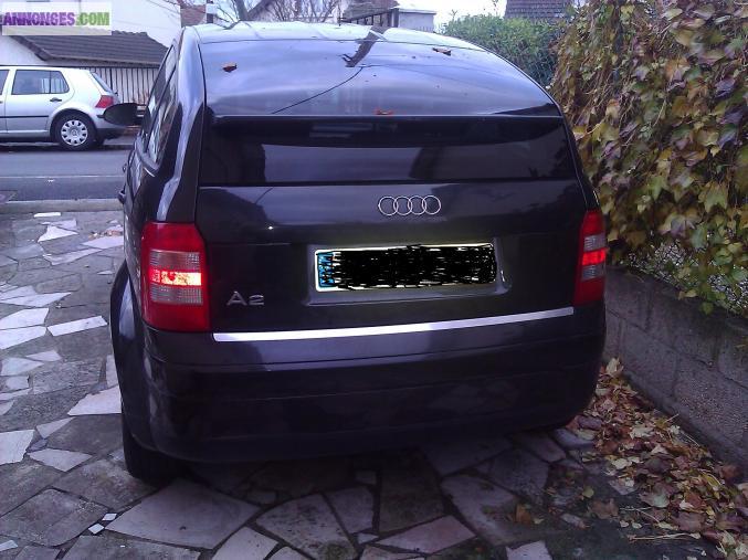 AUDI A2 1.4L i 75 CHEVAUX MODELE PACK