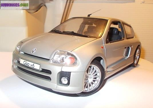 Maquette Clio V6 Turbo