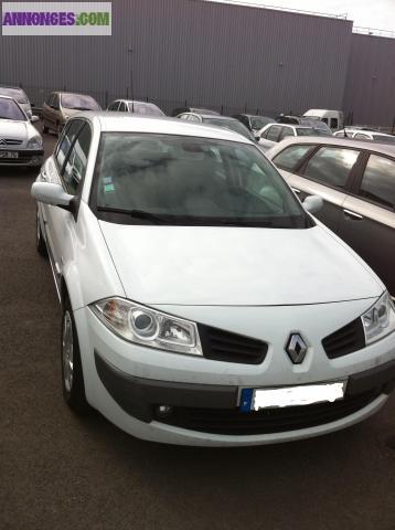 Megane 2 automatique 1.6 essence