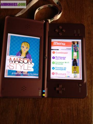 NINTENDO DSI XL bordeau