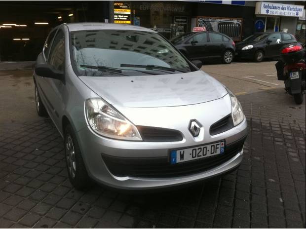 RENAULT CLIO III DCI 70 AUTHENTIQUE 3P 2008