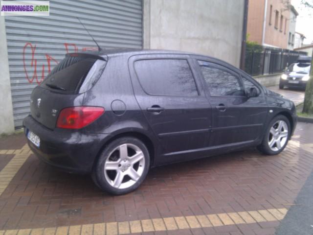 Peugeot 307 2.0 HDI 110 XS Prenium 5P