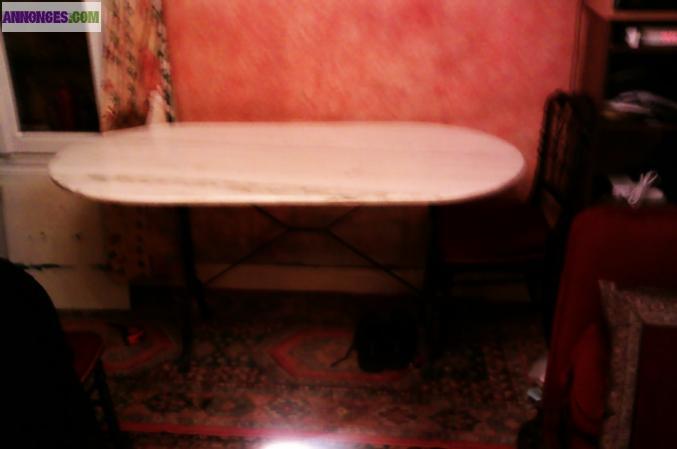 Table bistrot