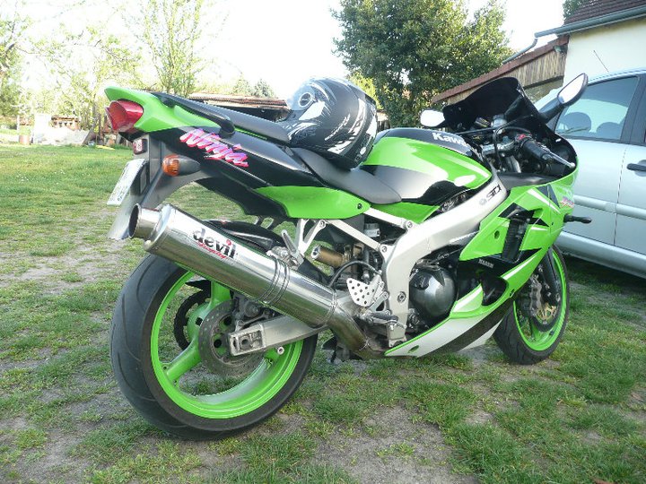 Kawasaki Ninja ZX6R 2001