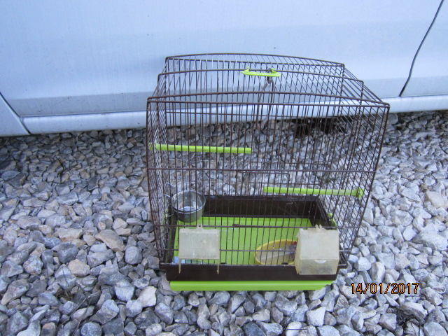 3 cages d'oiseaux