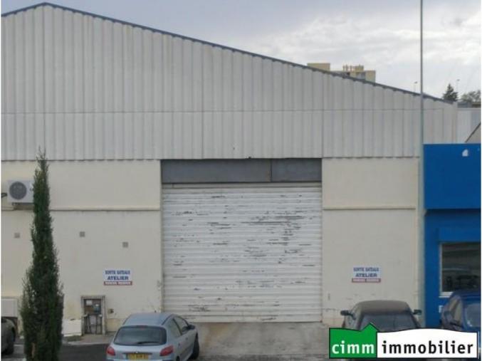 Locaux commerçiaux entre 50 et 100 m2