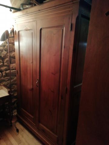 ARMOIRE