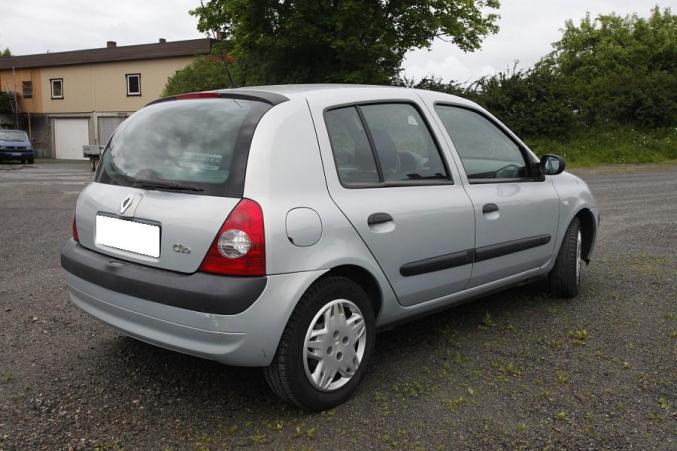 Renault Clio ii (2) 1.5 dci 65 billabong