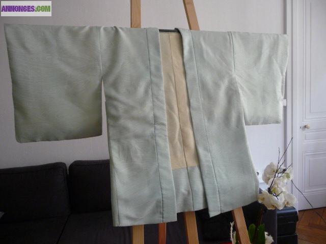 Kimono court, japonnais(véritable) fait main, artisanale, des années 50/60