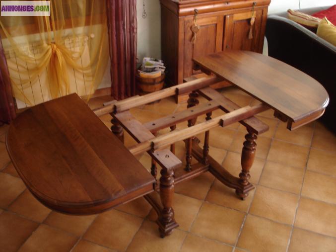 TABLE ANCIENNE