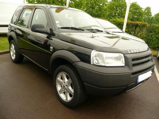 Trés Jolie Land Rover Freelander 2.0 td4 se Diesel 5portes.