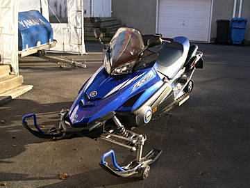 Motoneige YAMAHA WARRIOR d'année 2004