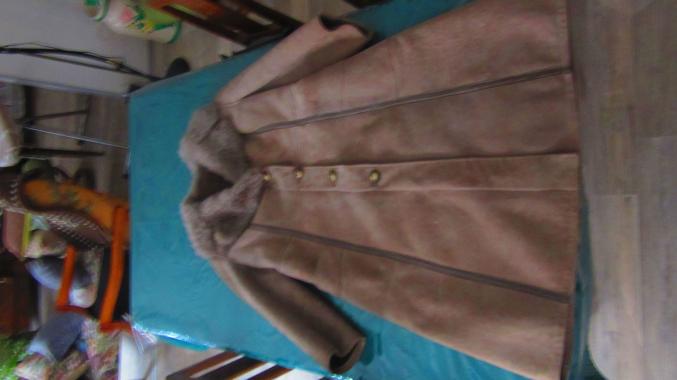 Manteau en peau