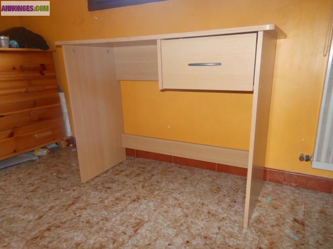 Meuble de bureau enfant