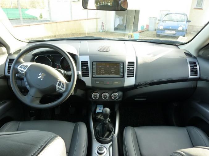 SUV Peugeot 4007 Féline HDI 2011 7pl