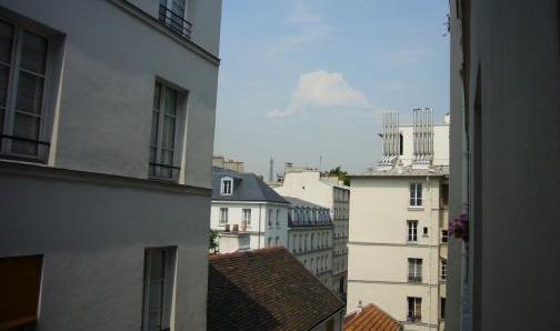 Studio rue du Cherche Midi à Paris 6ème