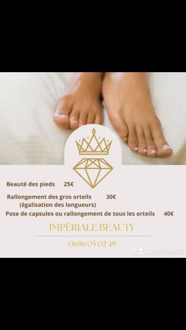 Soin esthétique beauté des mains et des pieds, extension de cils