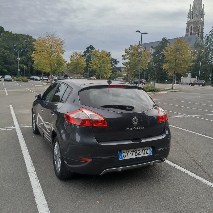 MEGANE MOTEUR 8300 KM