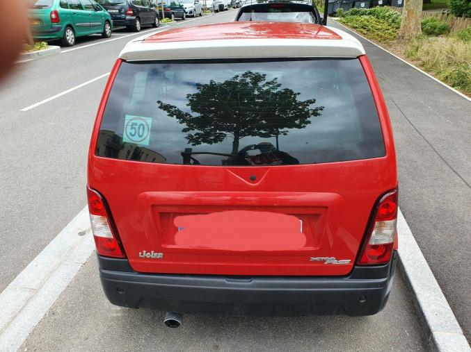 Voiture Sans Permis Ligier Xtoo en bon état.