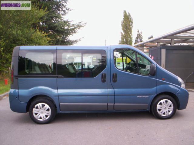 Renault Trafic 1.9 dCi Expression 8 Places