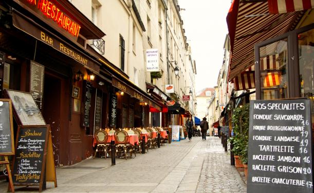 Paris - Studio sur la rue mouffetard