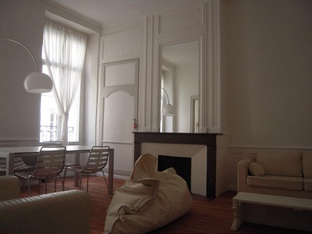 Bordeaux - Appartement en quartier touristique