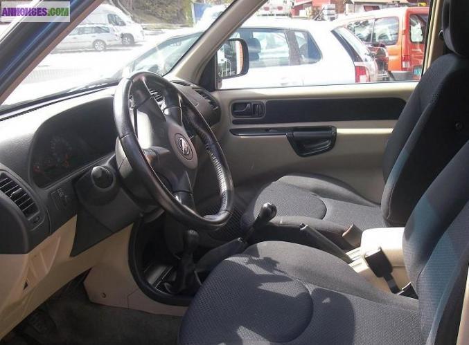 Nissan Terrano 2,7 L 4X4