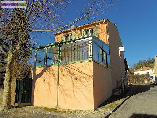 Vente maison de village avec jardin en Provence