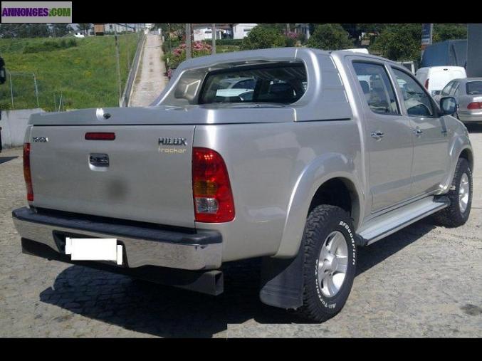 Toyota Hilux Tracker 2.5 D4D Full Box