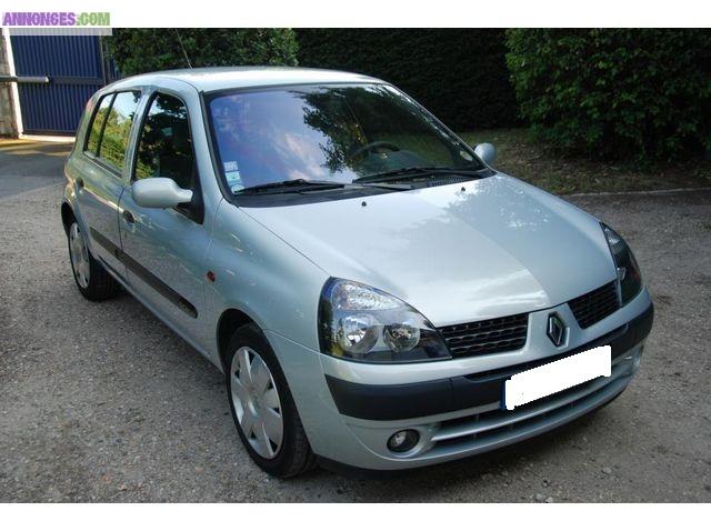 Renault Clio ii (2) 1.6 16s privilege 5p