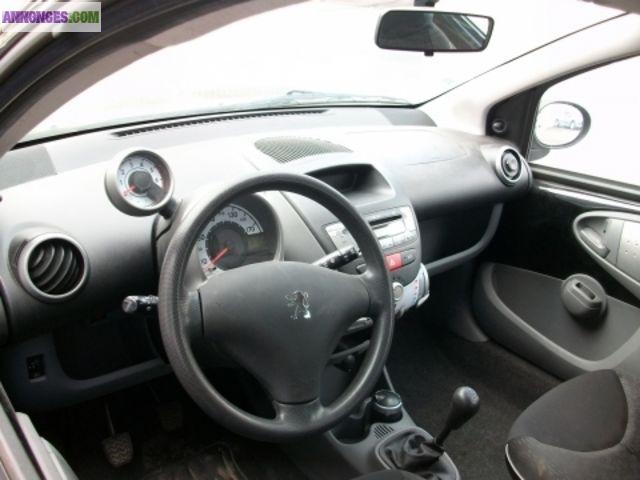 PEUGEOT 107