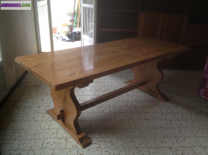 Table macif, dit de ferme