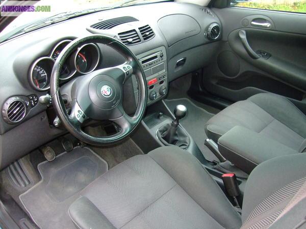 Alfa 147 JTD 115 distinctive